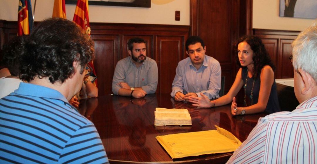 El alcalde de Alcoy y la alcaldesa de Cocentaina en una imagen de archivo