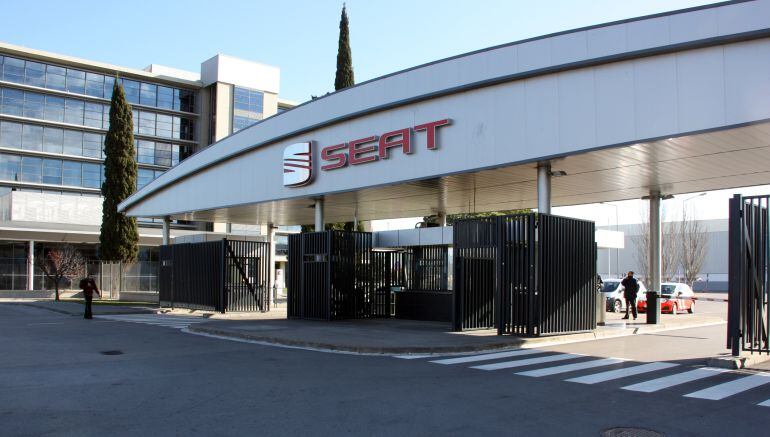 L&#039;entrada a la factoria de SEAT de Martorell