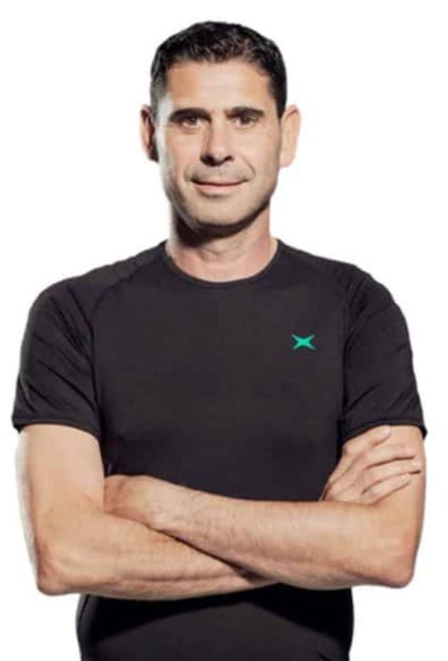 Fernando Hierro, con la camiseta Ekatom