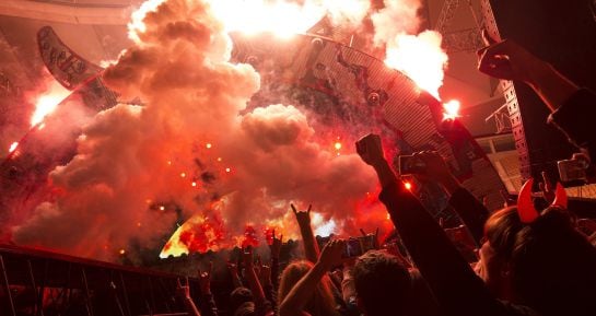 Comienzo del concierto del grupo de rock australiano ACDC