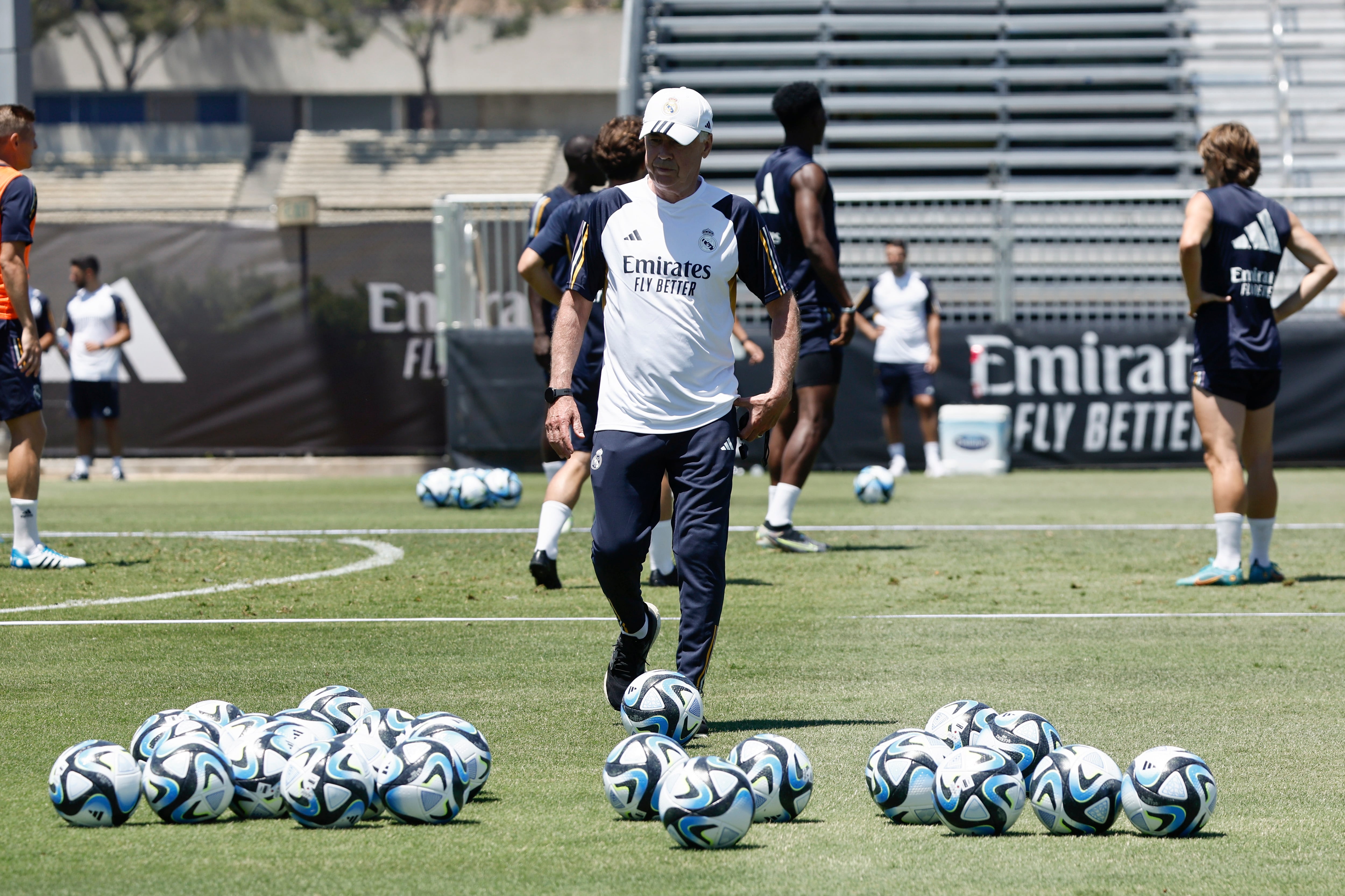 Ancelotti, durante un entrenamiento del Real Madrid en Los Ángeles.