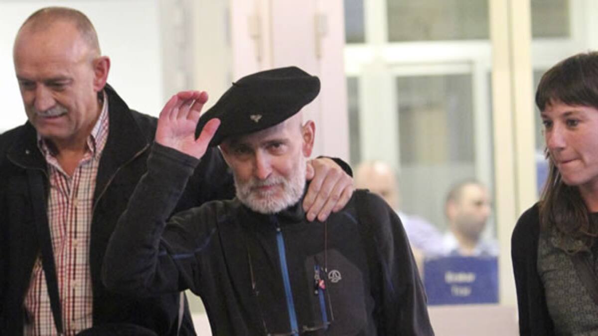 Uribetxebarria Bolinaga recibe el alta médica y se va a casa