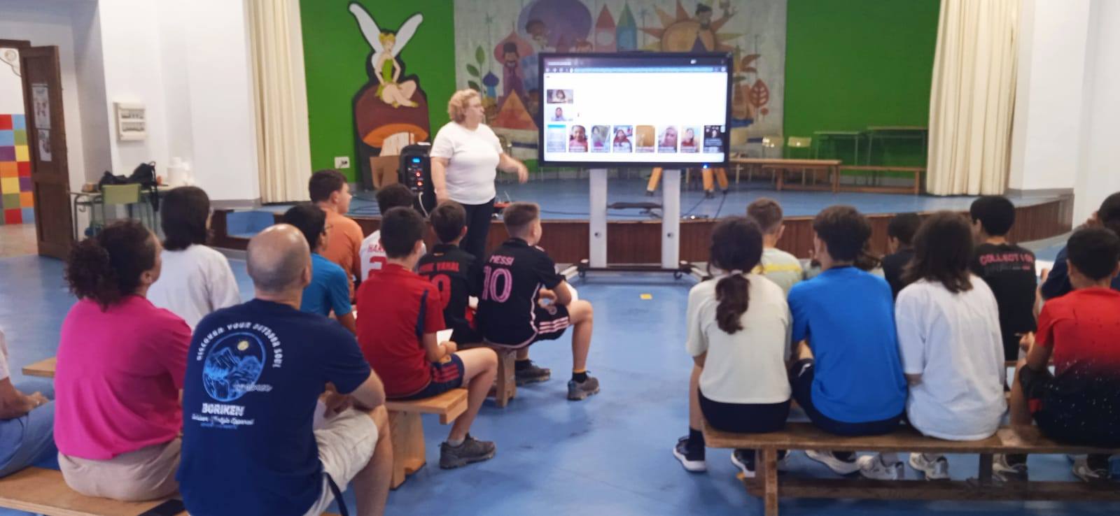 Campaña de Caudete Se Mueve en el colegio