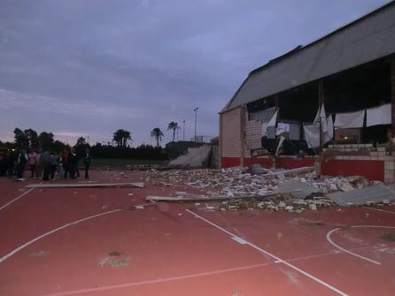 Visita al pabellón cubierto del polideportivo municipal.