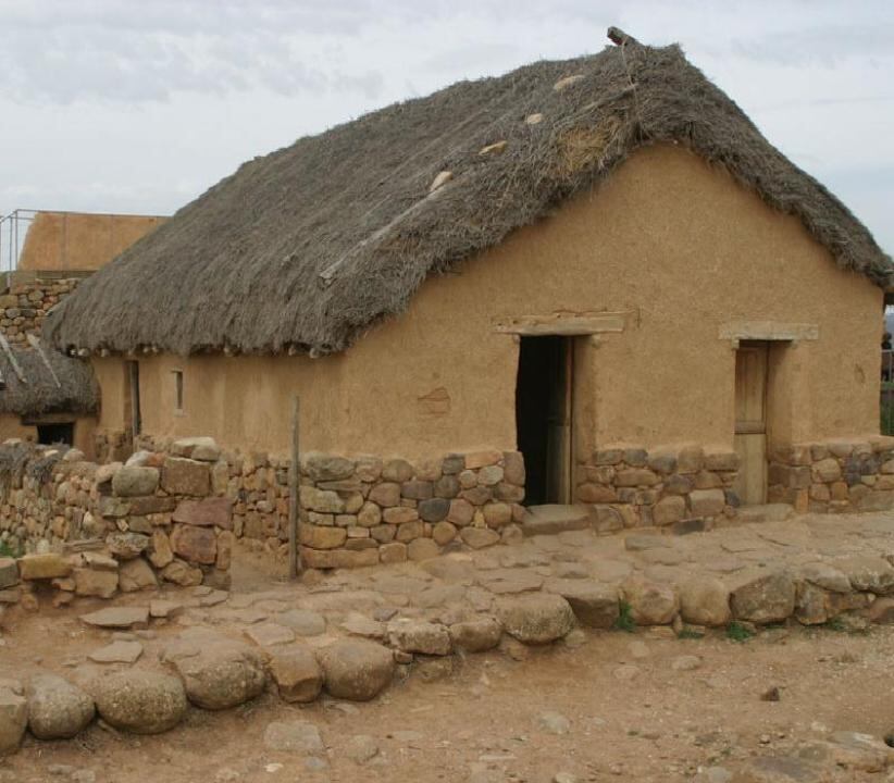 Casa celtíbera en el Yacimiento de Numancia.