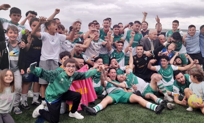 CD Cristo de la Vega celebra el ascenso