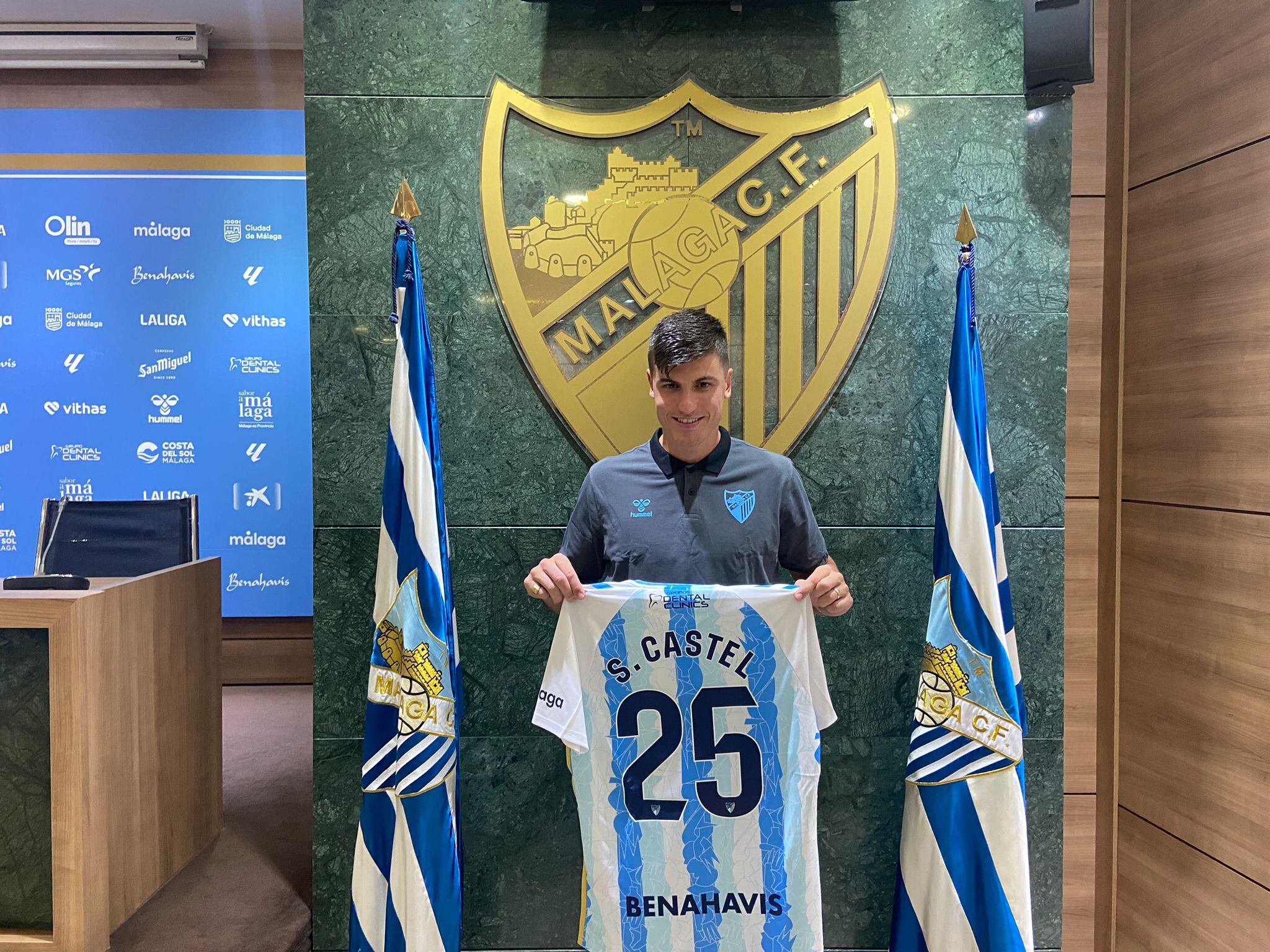 Sergio Castel, nuevo delantero del Málaga CF/ Foto: Álvaro Torremocha