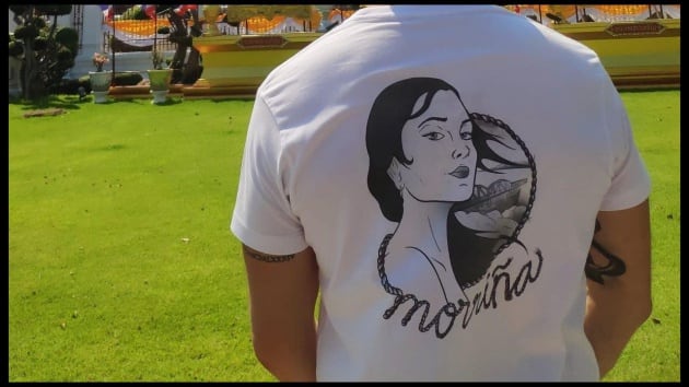 &#039;Morriña&#039;, uno de los diseños propios de esta nueva tienda de souvenirs.