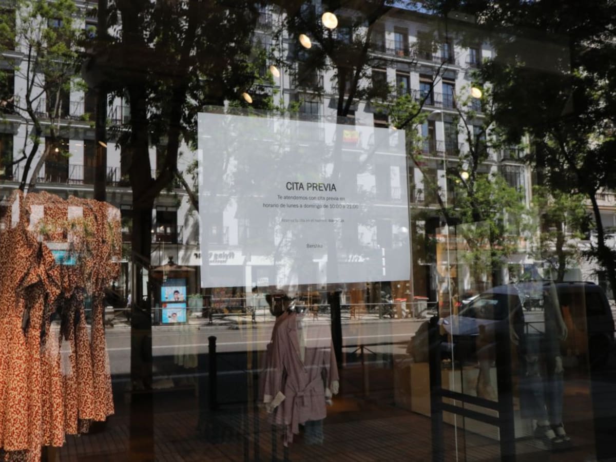 "La gente no está acostumbrada a tener que pedir cita para comprar ropa"