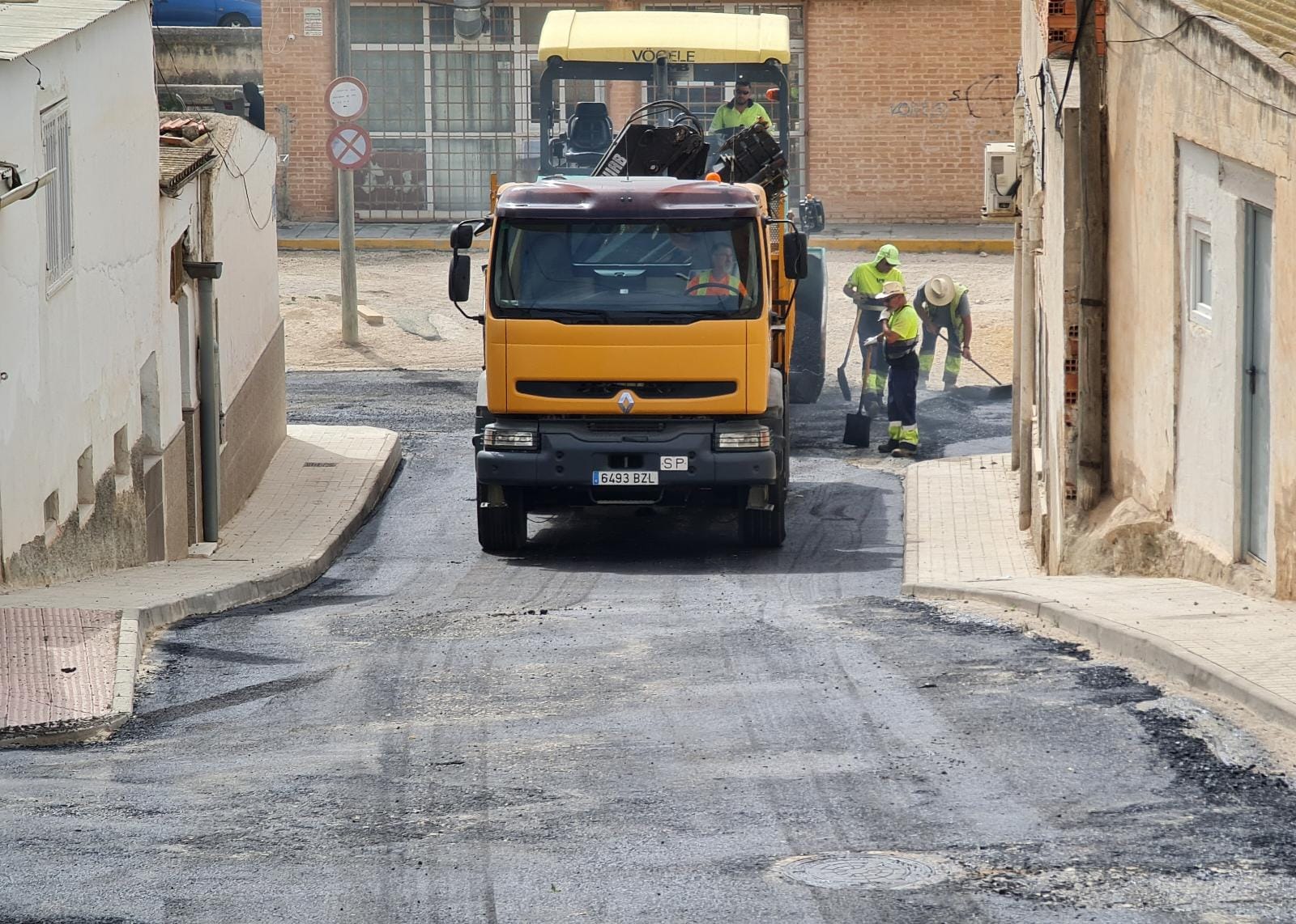 Actuación en la calle Maestro Falla de Elda