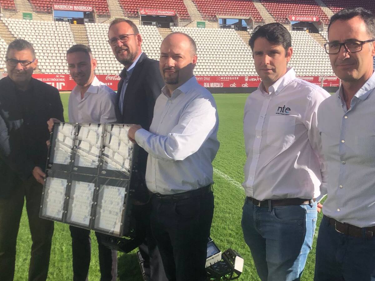 Miguel Ángel Noguera: "El objetivo es preparar el estadio del Real Murcia para Primera División"