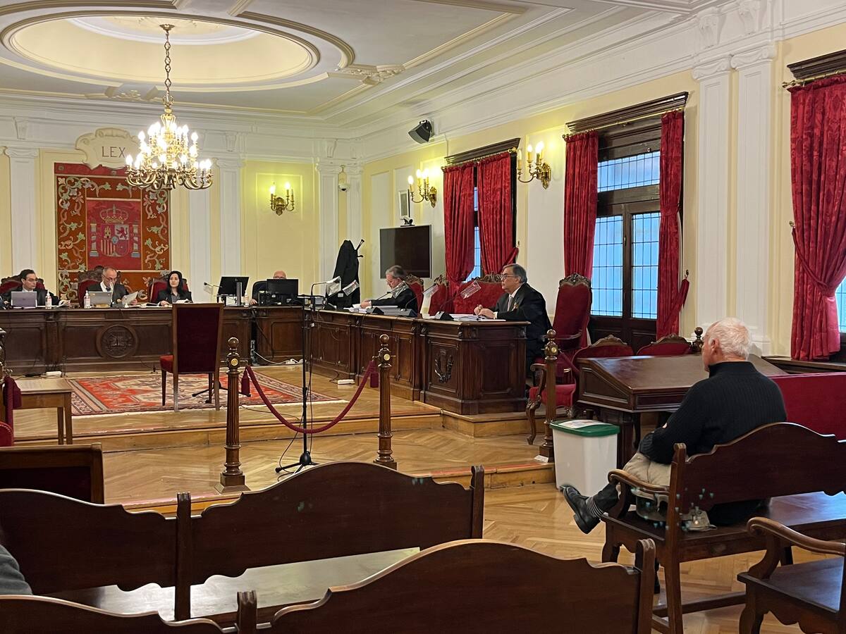 Los investigadores señalan las "contradicciones" en los testimonios de los allegados al acusado por el incendio de La Cabrera en 2017