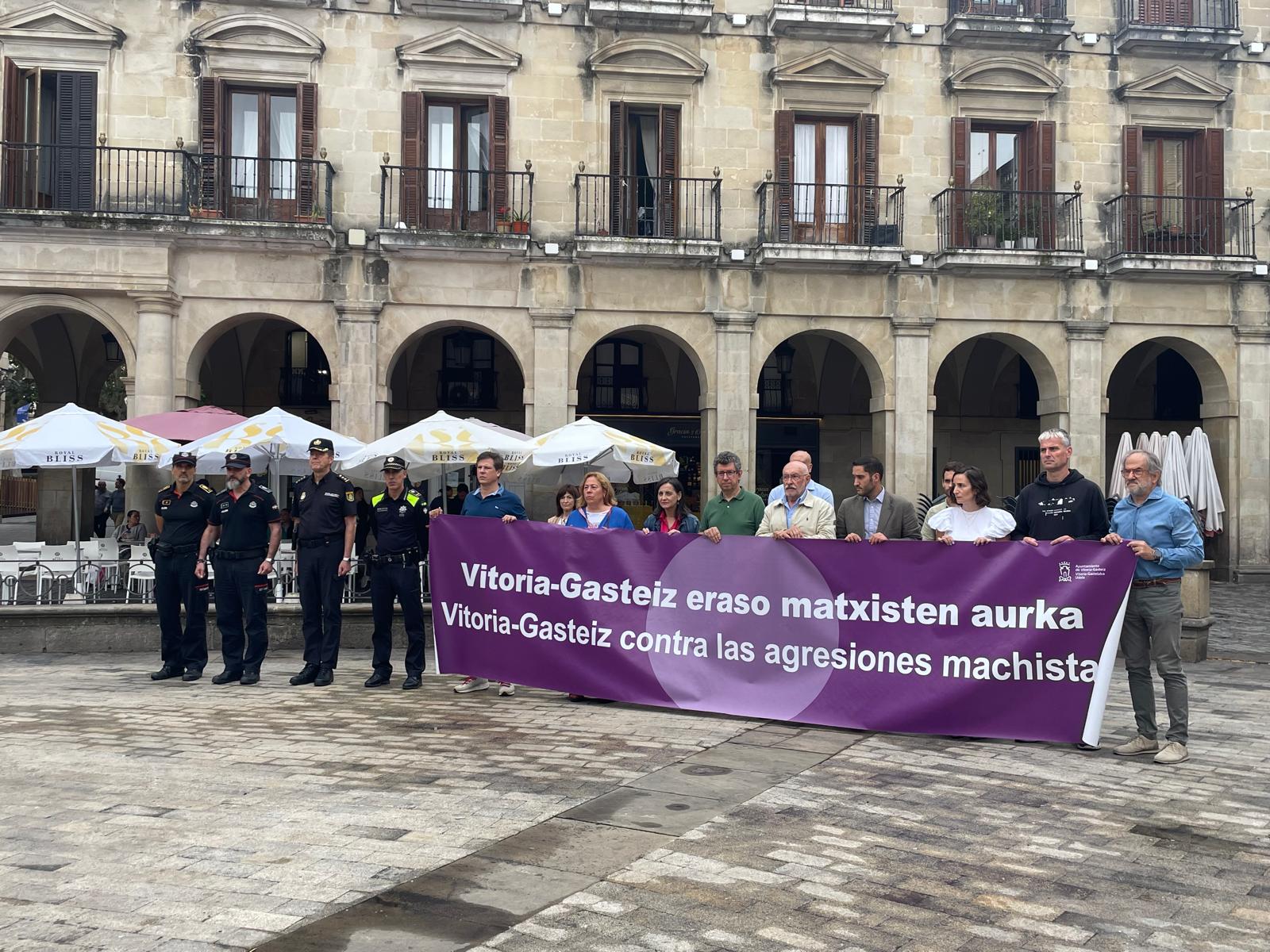 Concentración en Vitoria contra dos agresiones sexuales