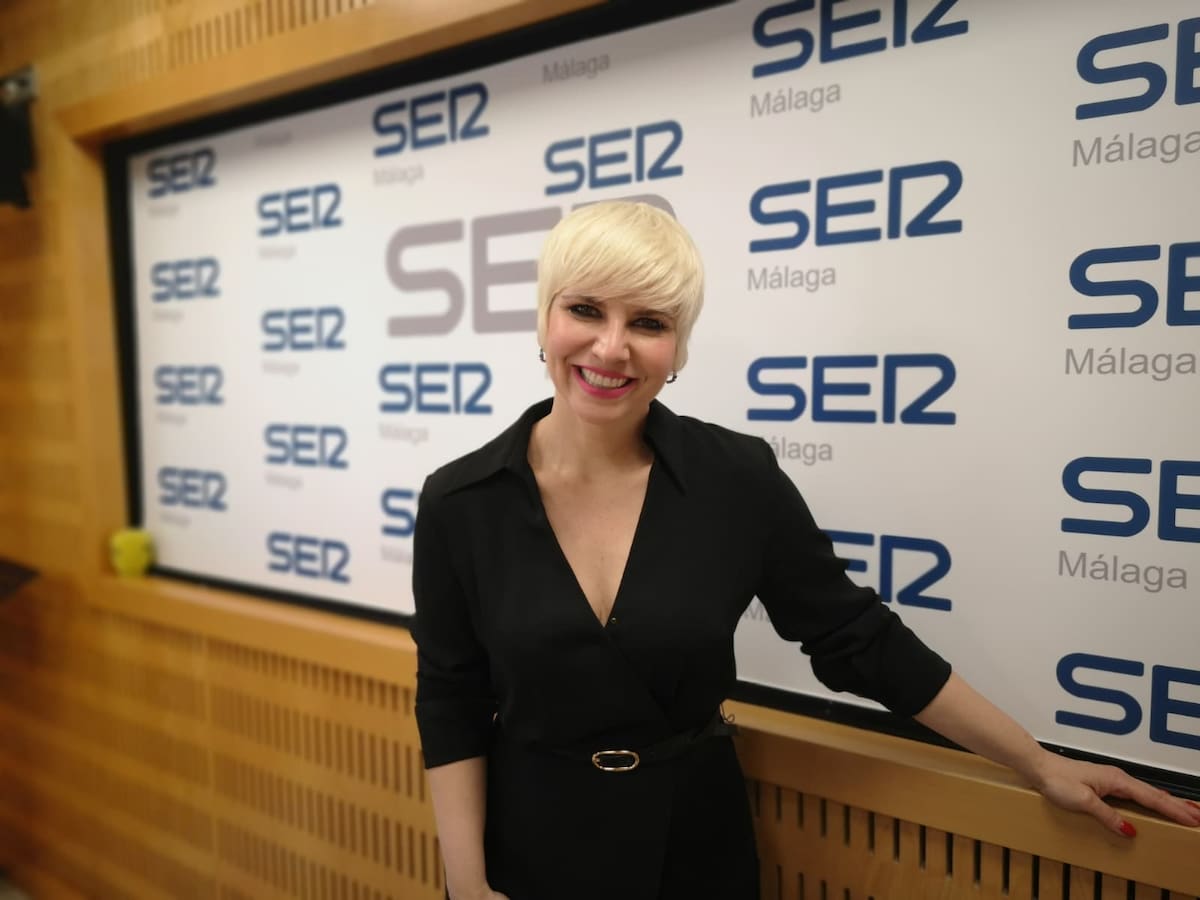 Pasión Vega rinde homenaje al universo emocional de Almodóvar en su nuevo álbum