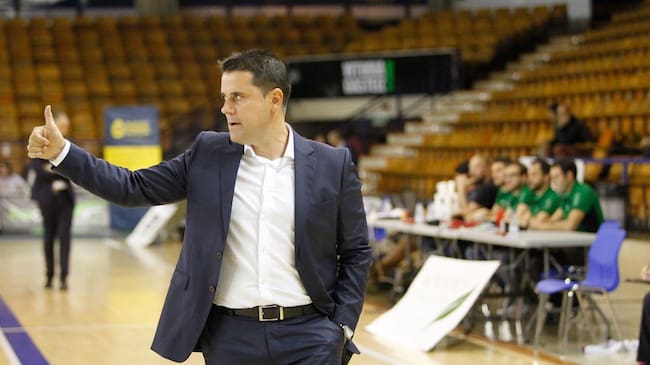 Antonio Lopez Caínos, entrenador HLA Alicante