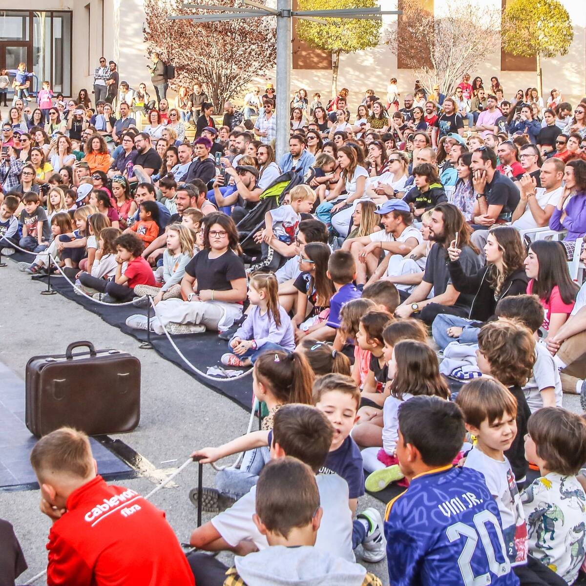 ARTenBITRIR regresa a Petrer con una edición dedicada a la magia y el esoterismo