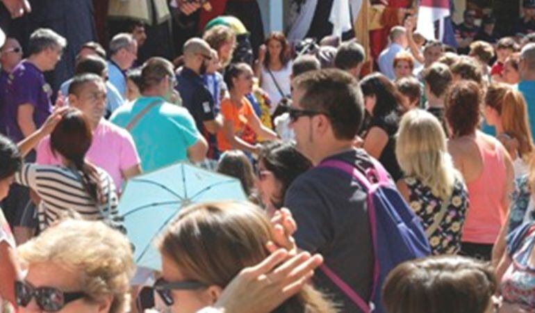 Los leganenses continúan disfrutando de sus fiestas de barrio