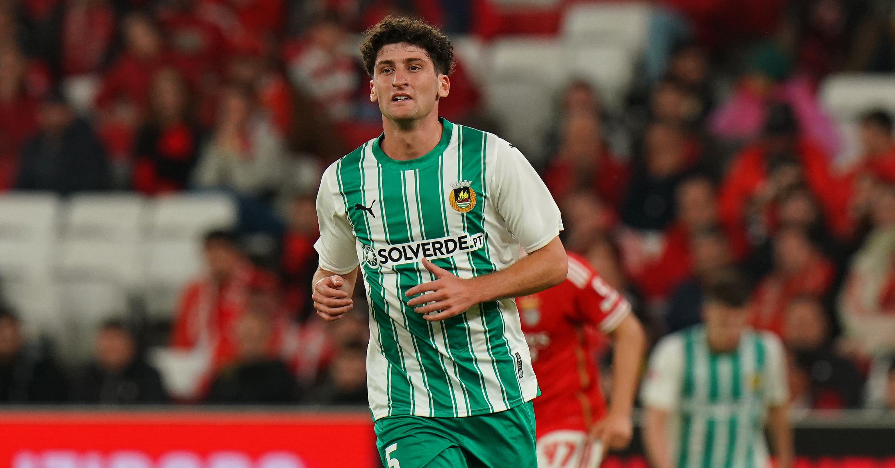 LISBON, PORTUGAL - JANUARY 14:  New signing Mateo Tanlongo of Rio Ave FC during the Liga Portugal Betclic match between SL Benfica and Rio Ave FC at Estadio da Luz on January 14, 2024 in Lisbon, Portugal.  (Photo by Gualter Fatia/Getty Images)