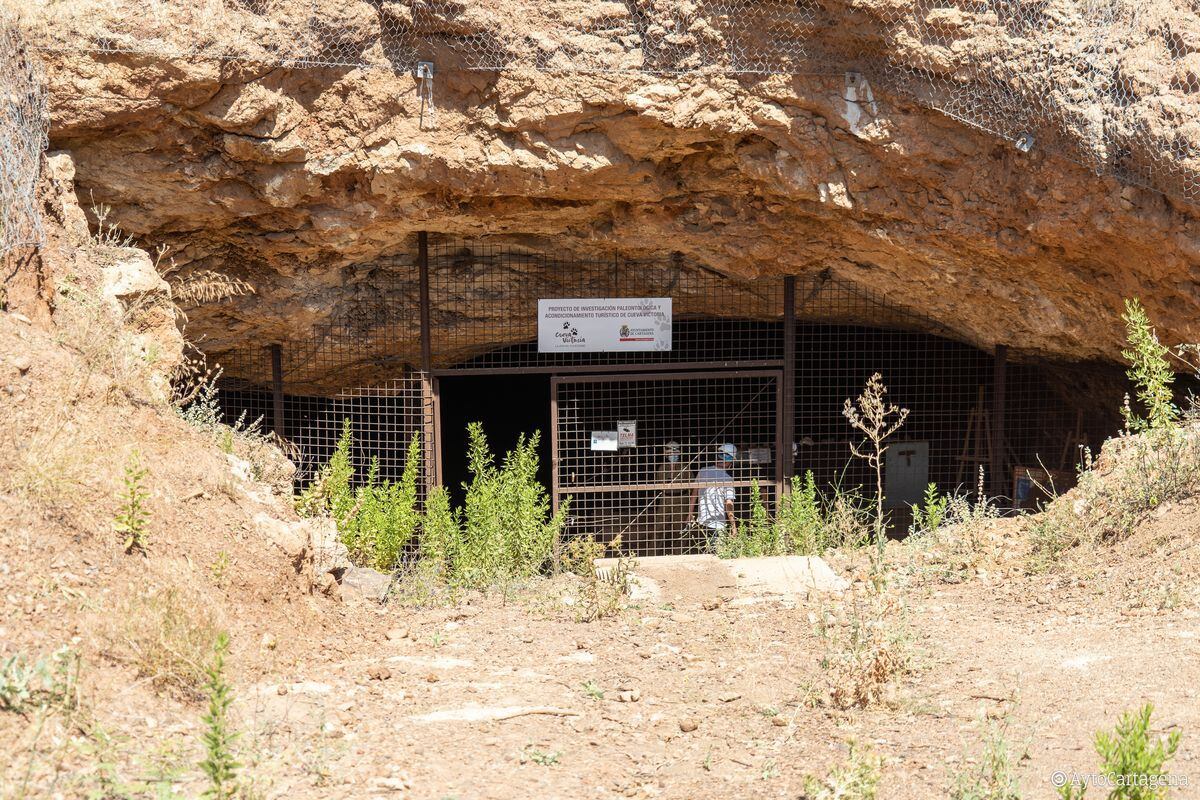 Cueva Victoria