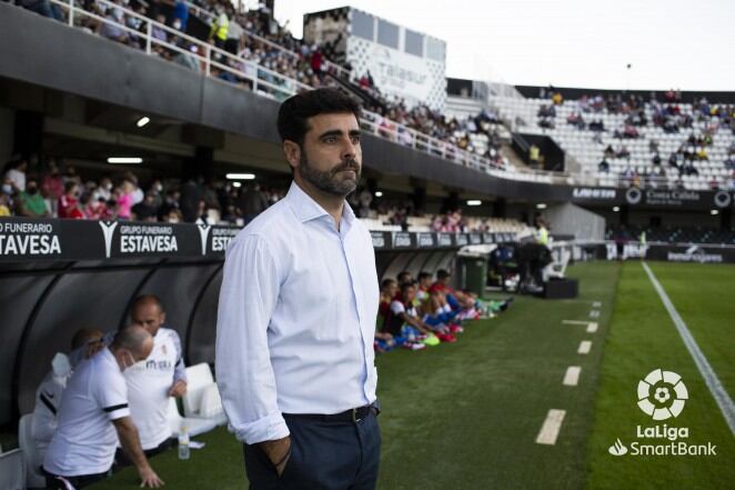 El técnico catalán dirigió al Sporting durante 70 partidos en la Liga Smartbank