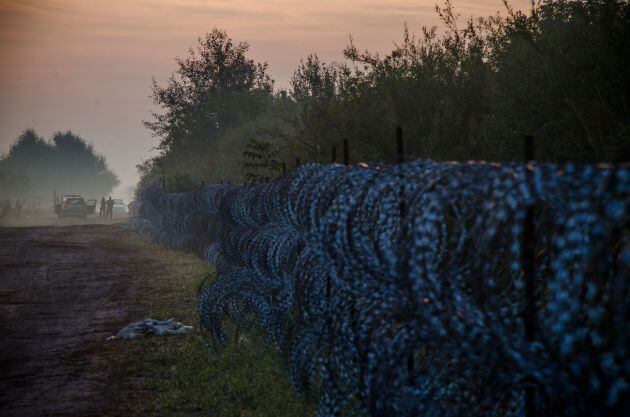 Frontera de Macedonia con Serbia. Fotografía del trabajo &quot;Buscando refugio para mis hijos&quot;