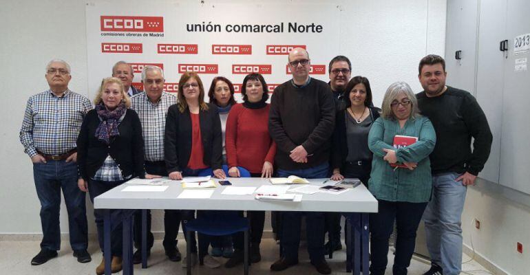 Reunión de miembros de la platafoma en la sede de CCOO Unión Comarcal Norte