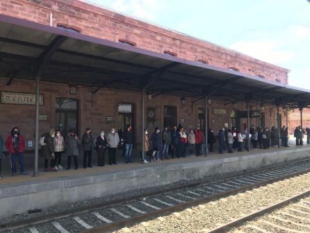 Concentración en la estación de Teruel