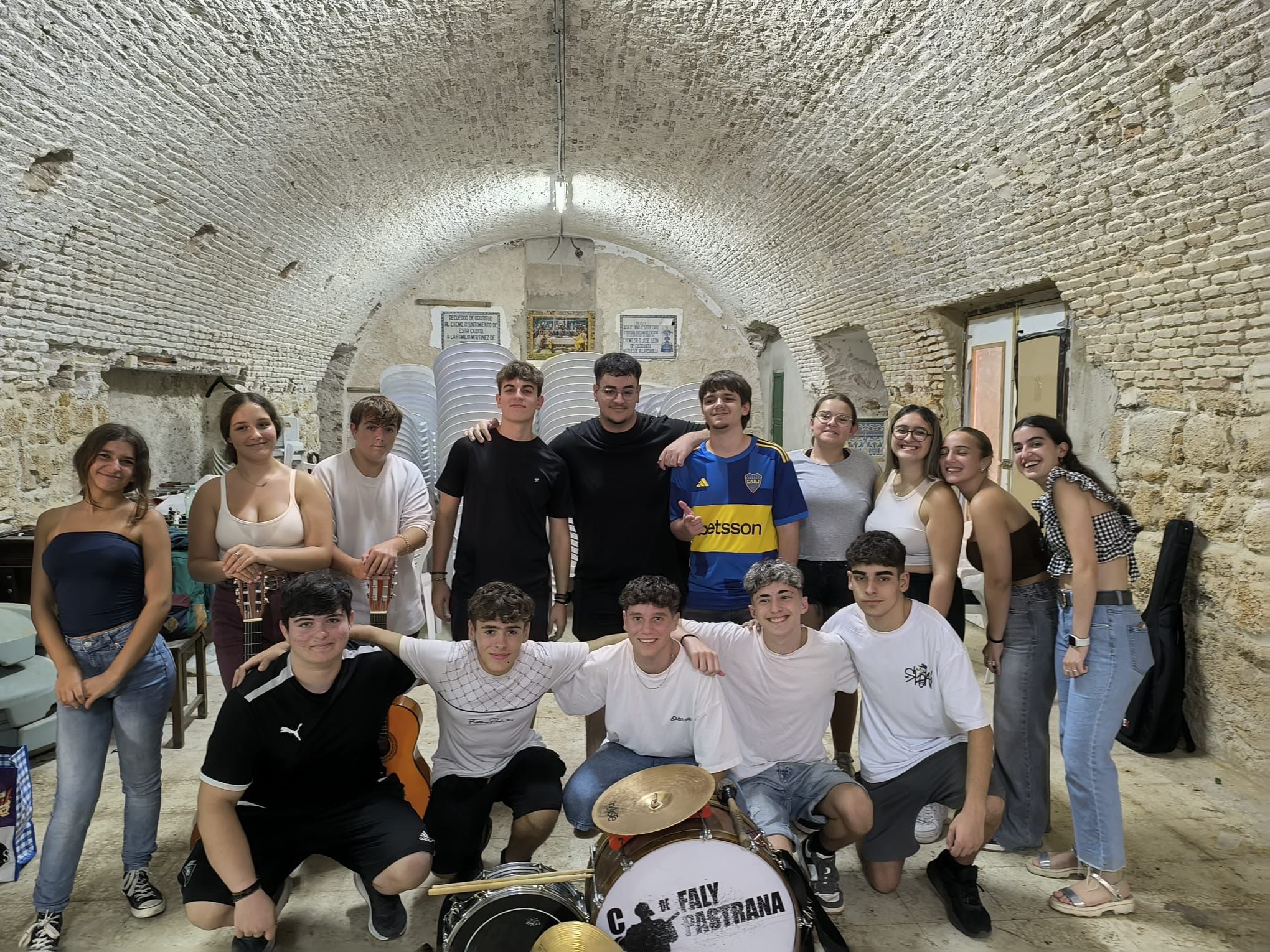 La comparsa juvenil &#039;Más típico no lo hay&#039;