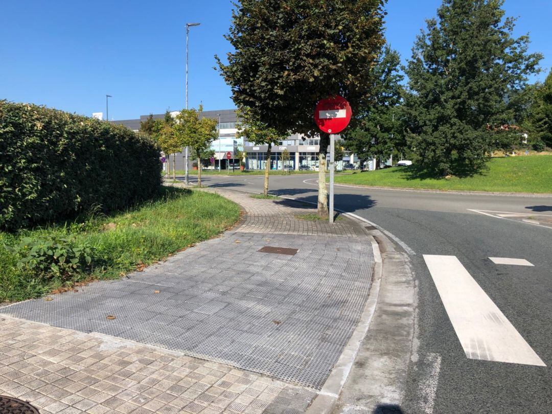 Rebajes ya listos en la Avenida Letxumborro de Irun 