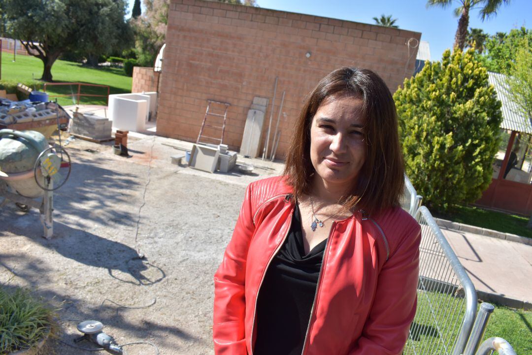 El Ayuntamiento de Petrer reforma la cantina del polideportivo municipal 