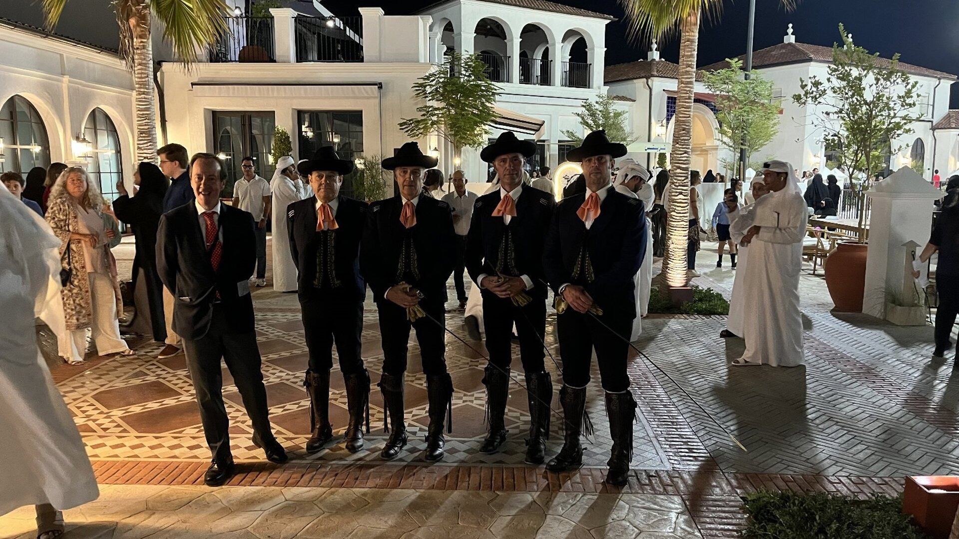 Jinetes de la Real Escuela de Arte Ecuestre de Jerez en Abu Dabi