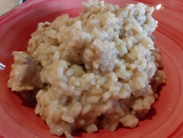 Risotto de pollo de corral