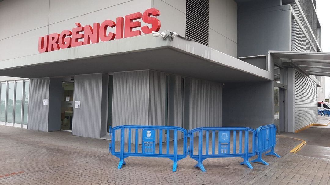 Puerta principal de Urgencias en Gandia 