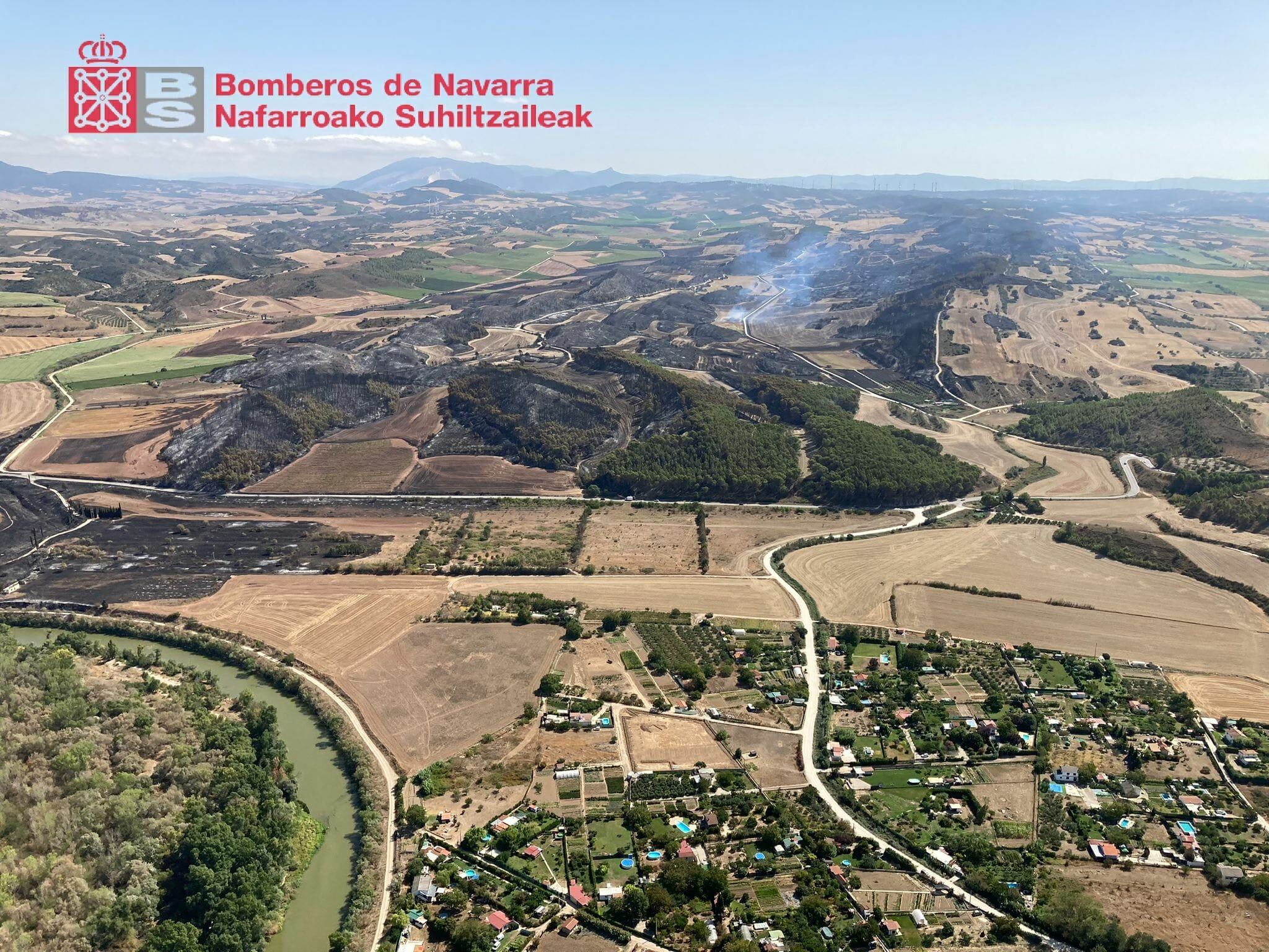 El incendio entre Artajona y Mendigorría es &quot;el más grave en lo que va de verano&quot; en Navarra