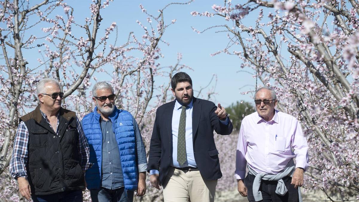 Así explica López Miras su cambio de rumbo para distanciarse de Casado