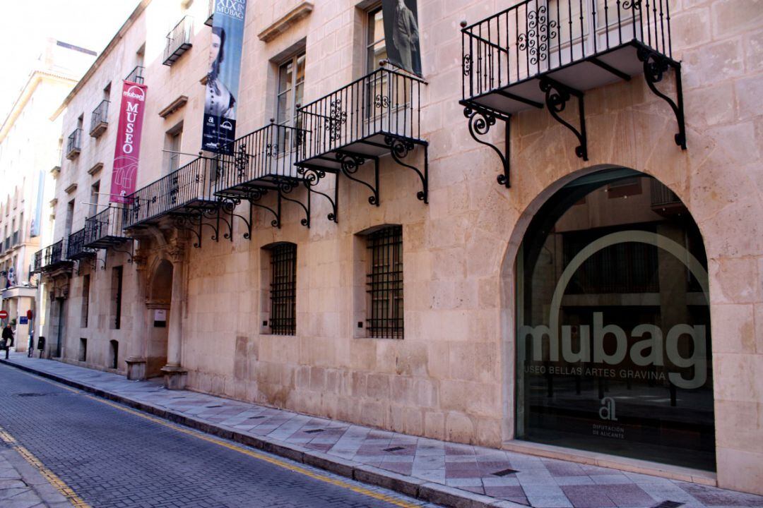 Palacio del Conde de Lumiares, sede del Museo de Bellas Artes Gravina (MUBAG)