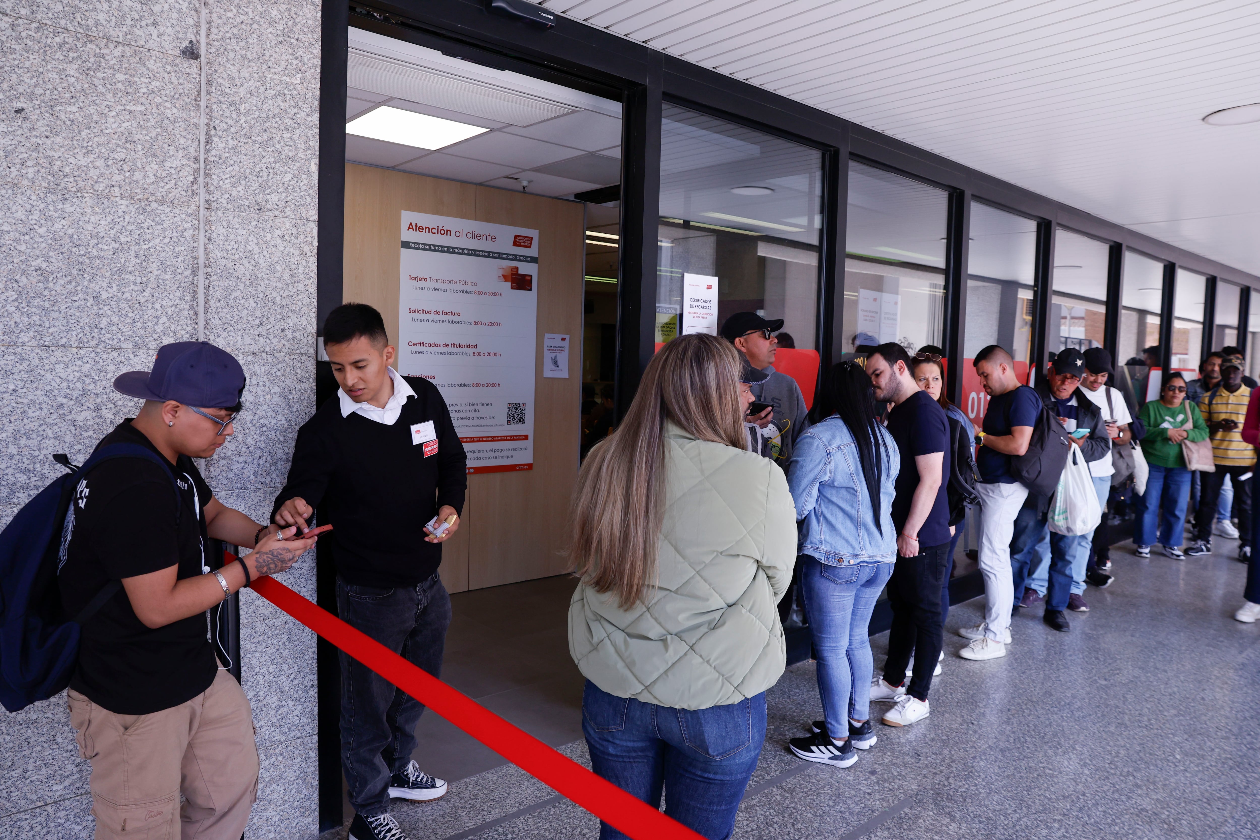 Las claves de la regularización extraordinaria de migrantes: vías principales y pasos a seguir