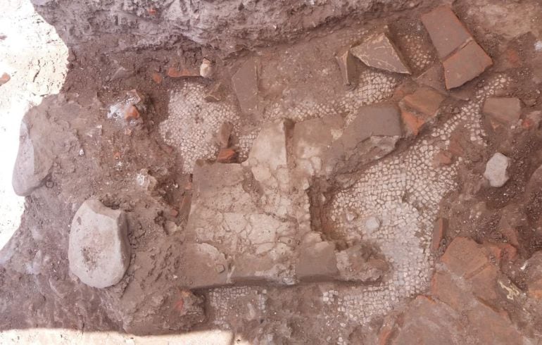 Mosaico aparecido en las excavaciones arqueológicas de la Villa Romana de Los Vergeles, en Granada