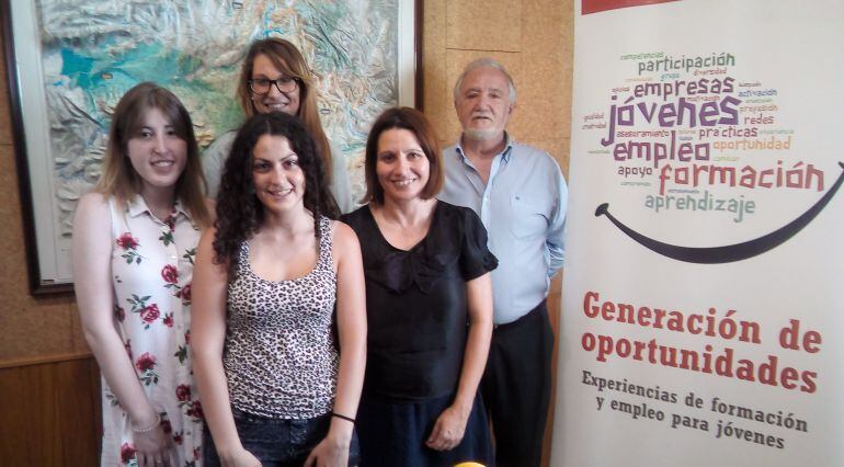 Natalia Díaz, María Jesús Añonuevo, Ana Amate, Ana Cano y Pedro Roca en el estudio de SER Cuenca.