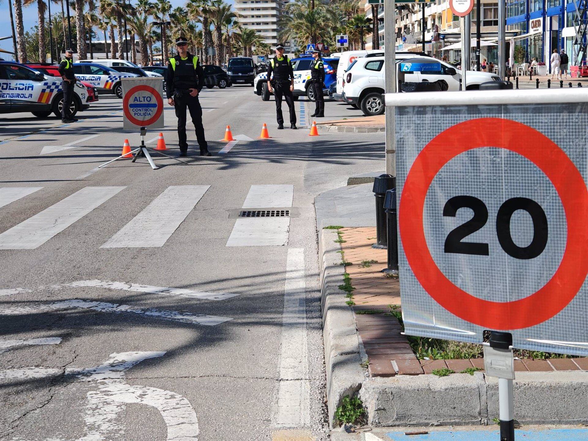 Control policial integral en el paseo marítimo de Fuengirola