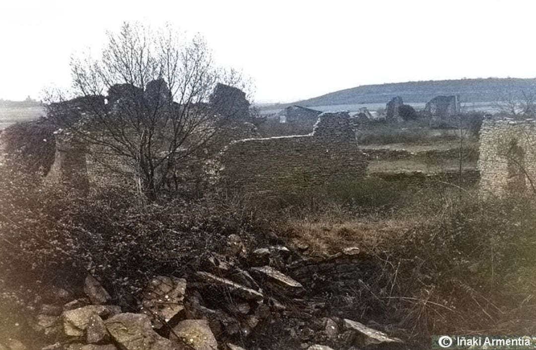 Las ruinas de Orenin en 1977