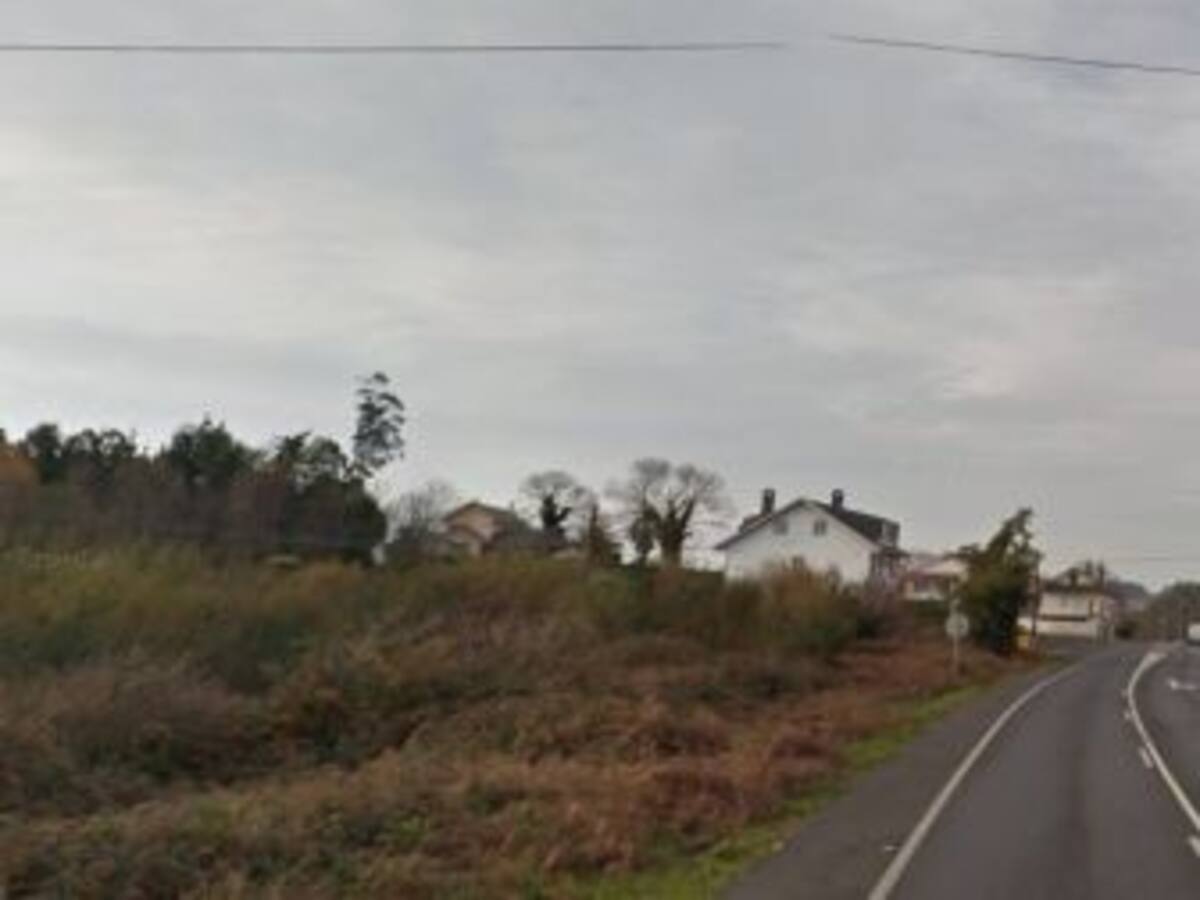 Fallece un motorista de 63 años arrollado por un turismo en Moeche