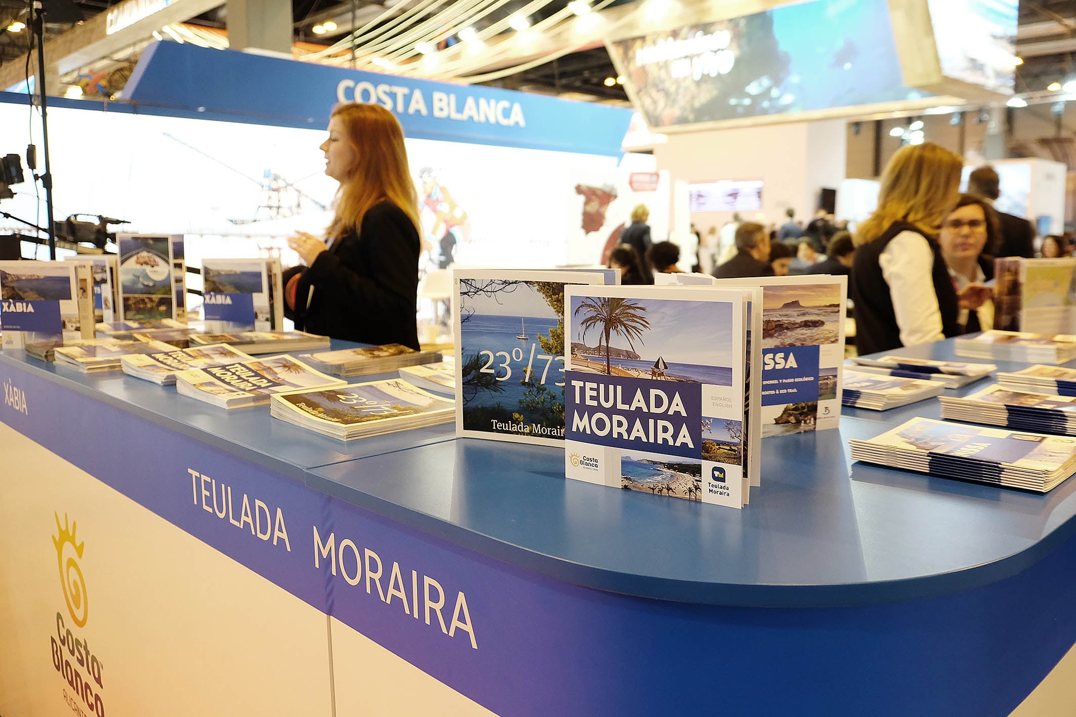 Mostrador de Costa Blanca en Fitur