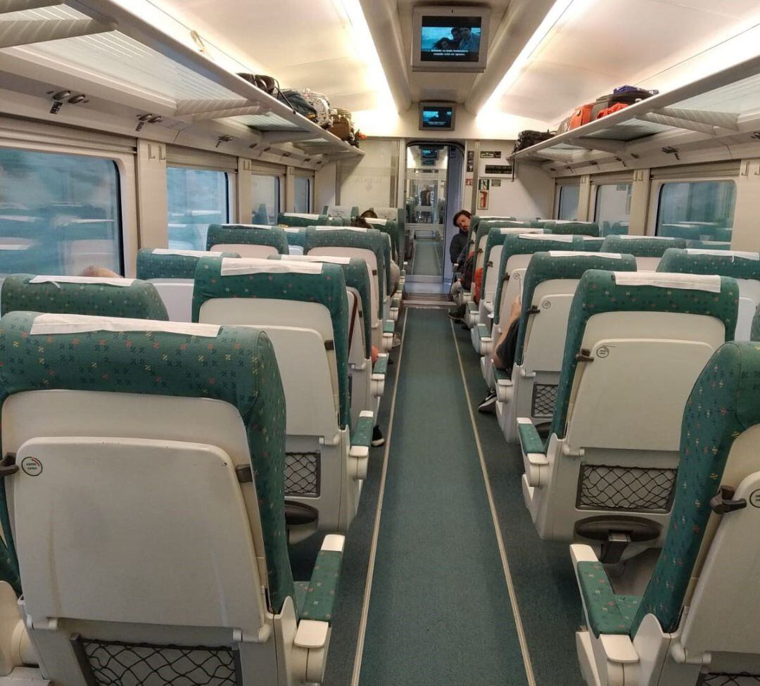 Interior de un tren de RENFE