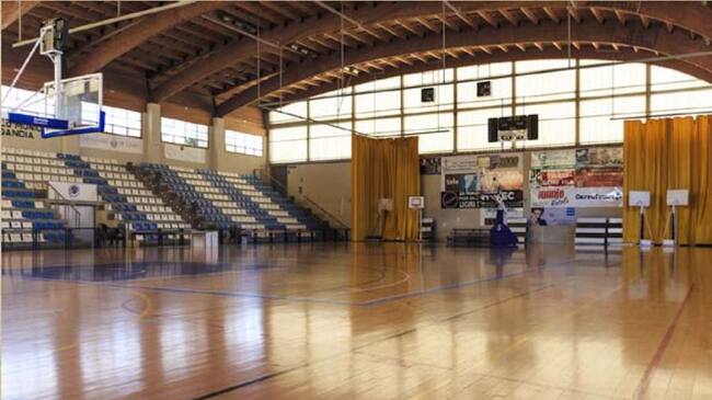 El pabellón muncipal de Gandia vacío