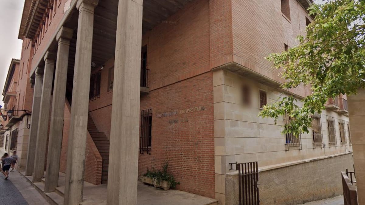 Renovación de las tuberías de agua fría y caliente del Colegio Mayor Ramón Acín