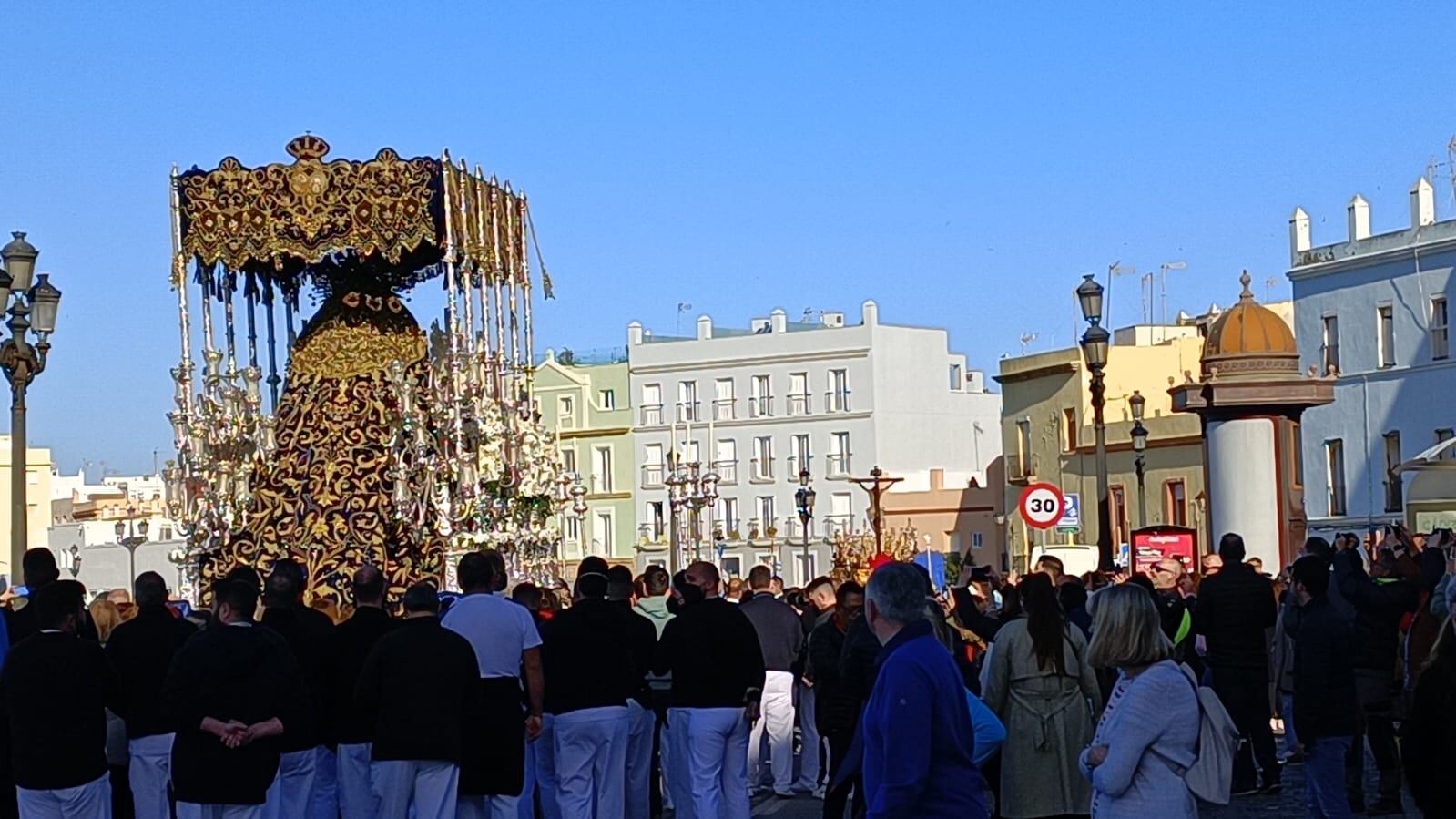 El cortejo de vuelta por el Campo del Sur