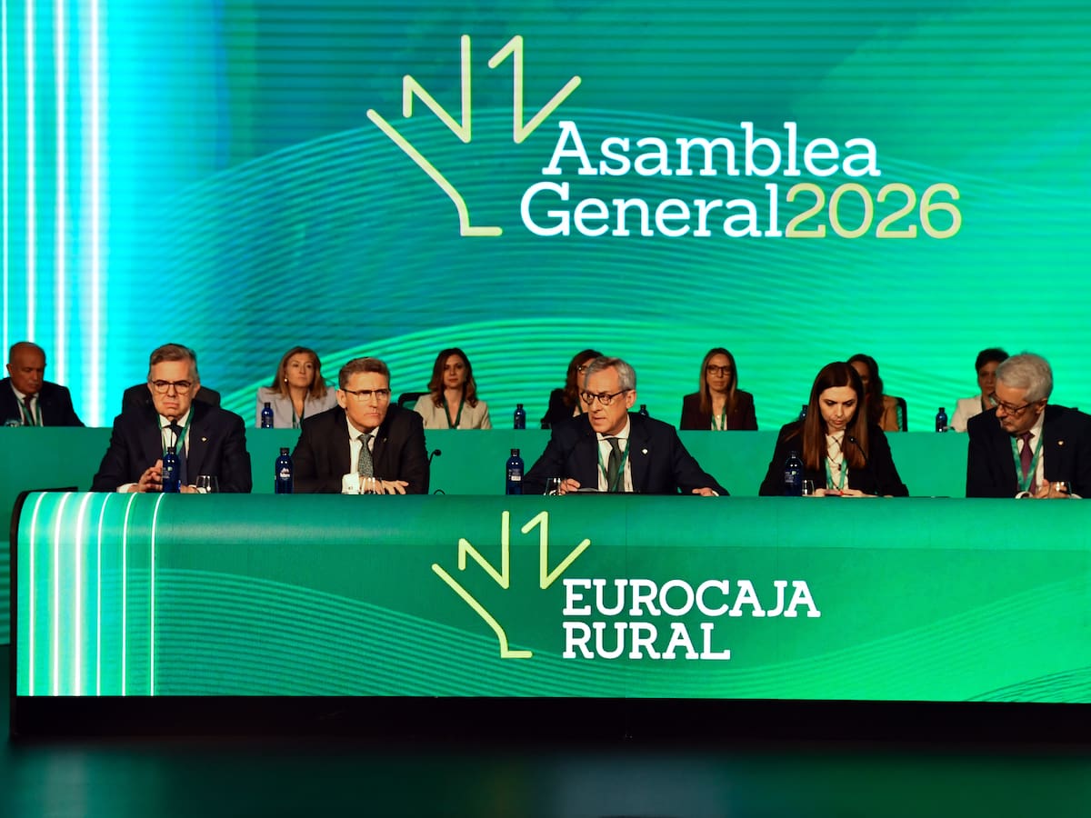 Eurocaja Rural apuesta por "construir para durar" y poner a las personas en el centro