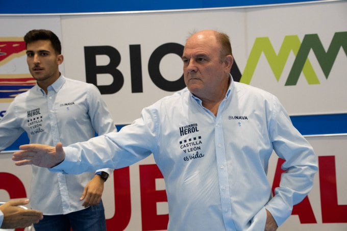 Zupo Equisoain, en su fase como entrenador del Balonmano Nava