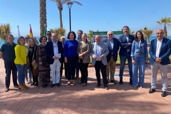 La Junta presenta el proyecto de colectores que dota de depuracion a las barriadas de Balanegra, Dalías y Berja.